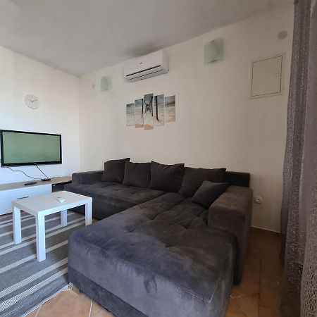 Apartman Mihaela Vrsi Ngoại thất bức ảnh